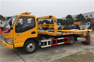 冠县哪里有拖车服务