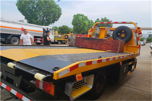 冠县附近拖车电话号码服务